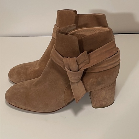 Rag & Bone
Dalia Suede Ankle-Tie Bootie - Picture 5 of 10